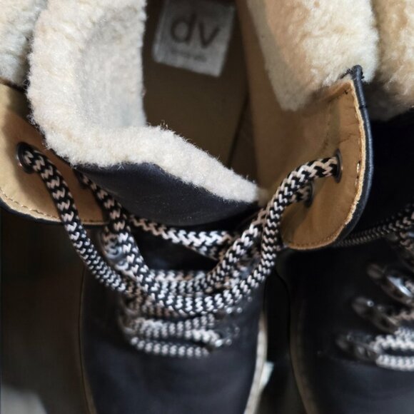 DV DOLCE VITA Russit Ankle Boots Womens 11 Lug Sole Black Beige Faux Fur - Picture 10 of 10